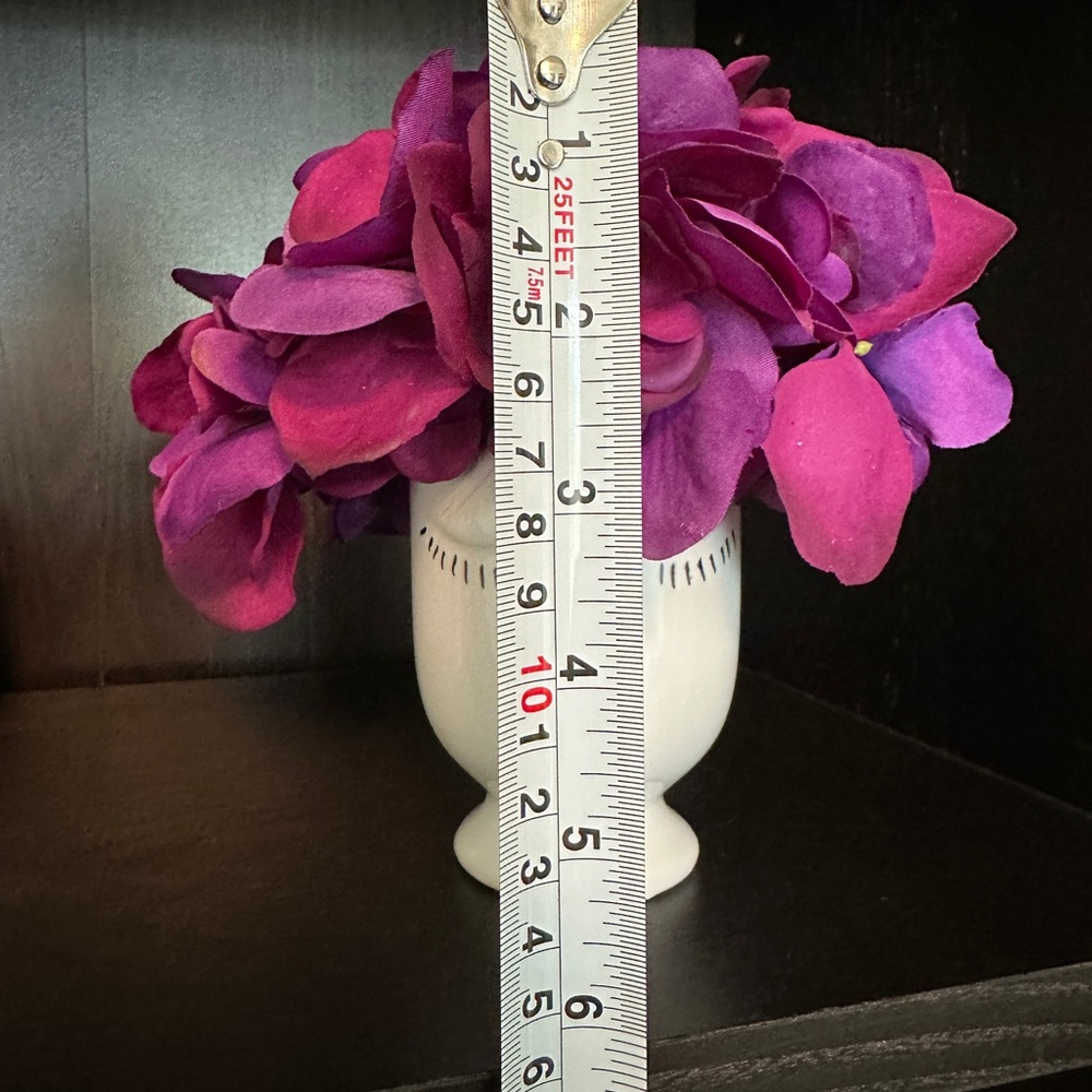 Whimsical Face Vase Vibrant Pink Purple Floral Blooms Decorative Home Accent New - Picture 3 of 4